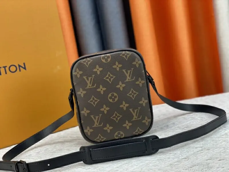 louis vuitton aaa homme mini sac a main s_11325022